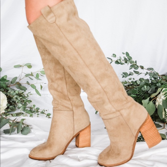 Knee high boots - Picture 2 of 2